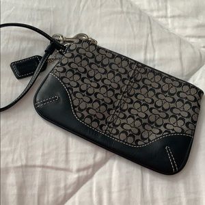 Classic signature Coach black wristlet